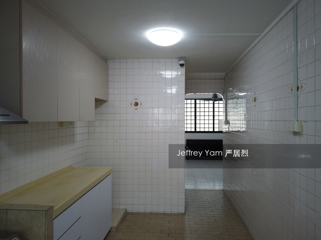 Blk 686 Hougang Street 61 (Hougang), HDB 4 Rooms #196898042